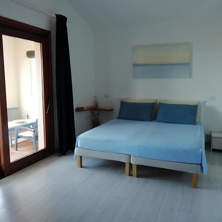سان تيودورو Frina Di Mari B&B المظهر الخارجي الصورة
